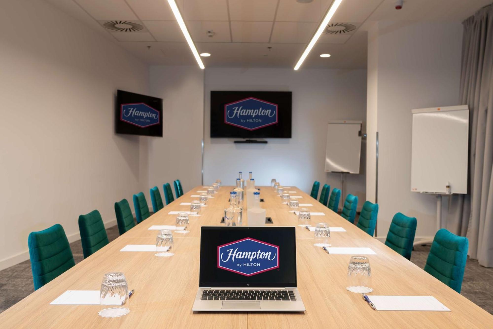 Hampton By Hilton Budapest City Centre Exterior photo
