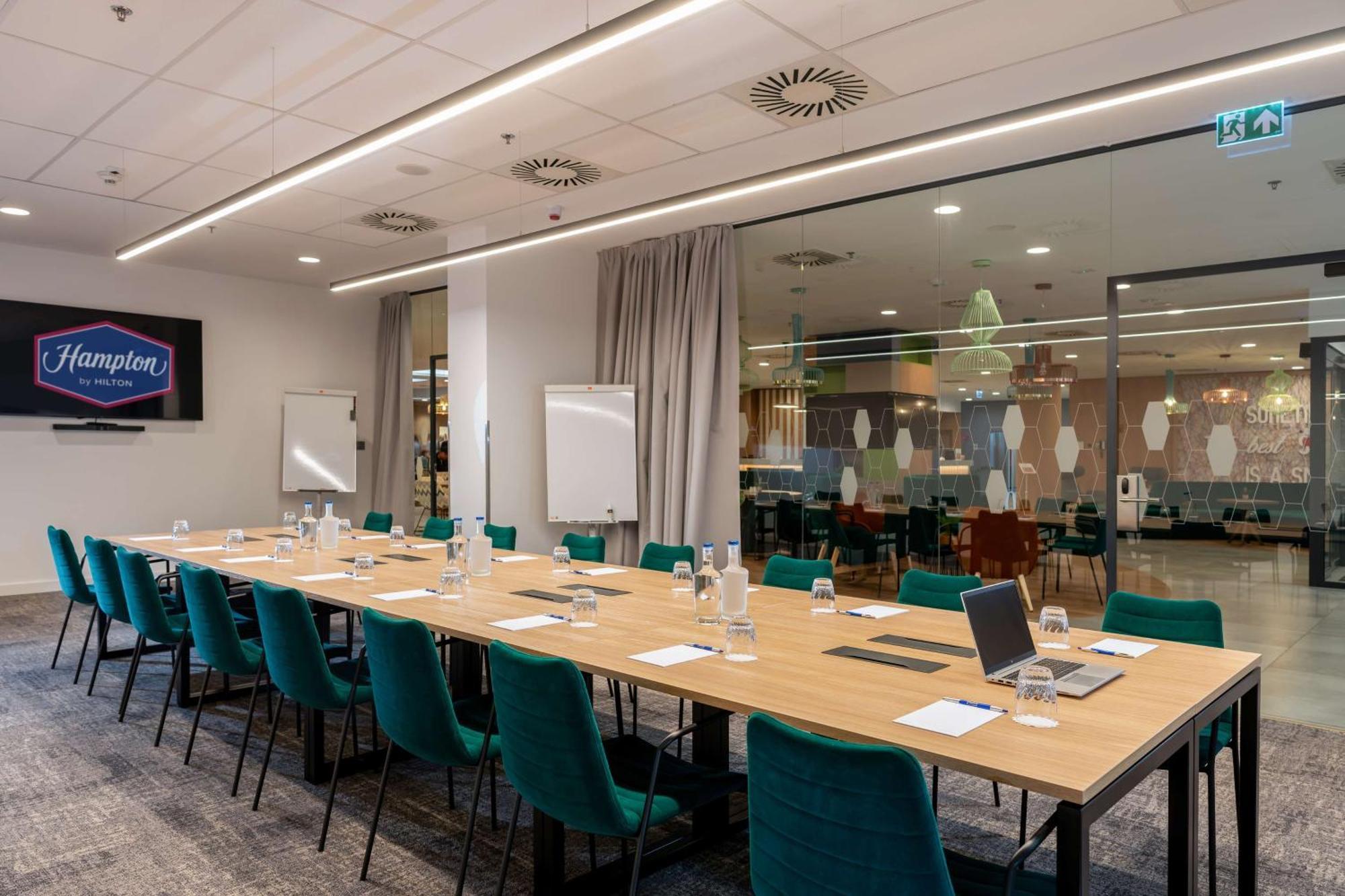 Hampton By Hilton Budapest City Centre Exterior photo