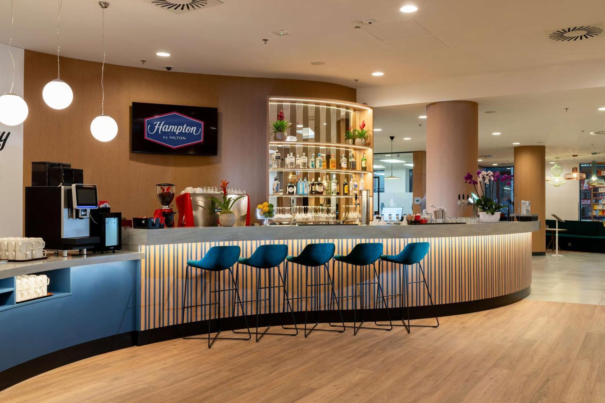 Hampton By Hilton Budapest City Centre Exterior photo