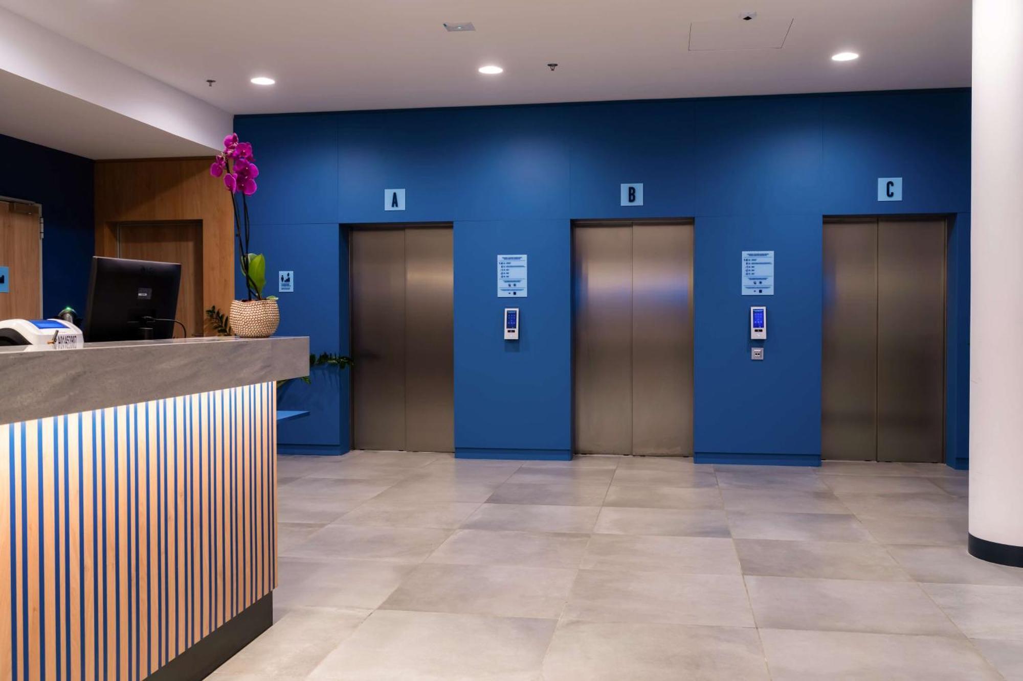 Hampton By Hilton Budapest City Centre Exterior photo